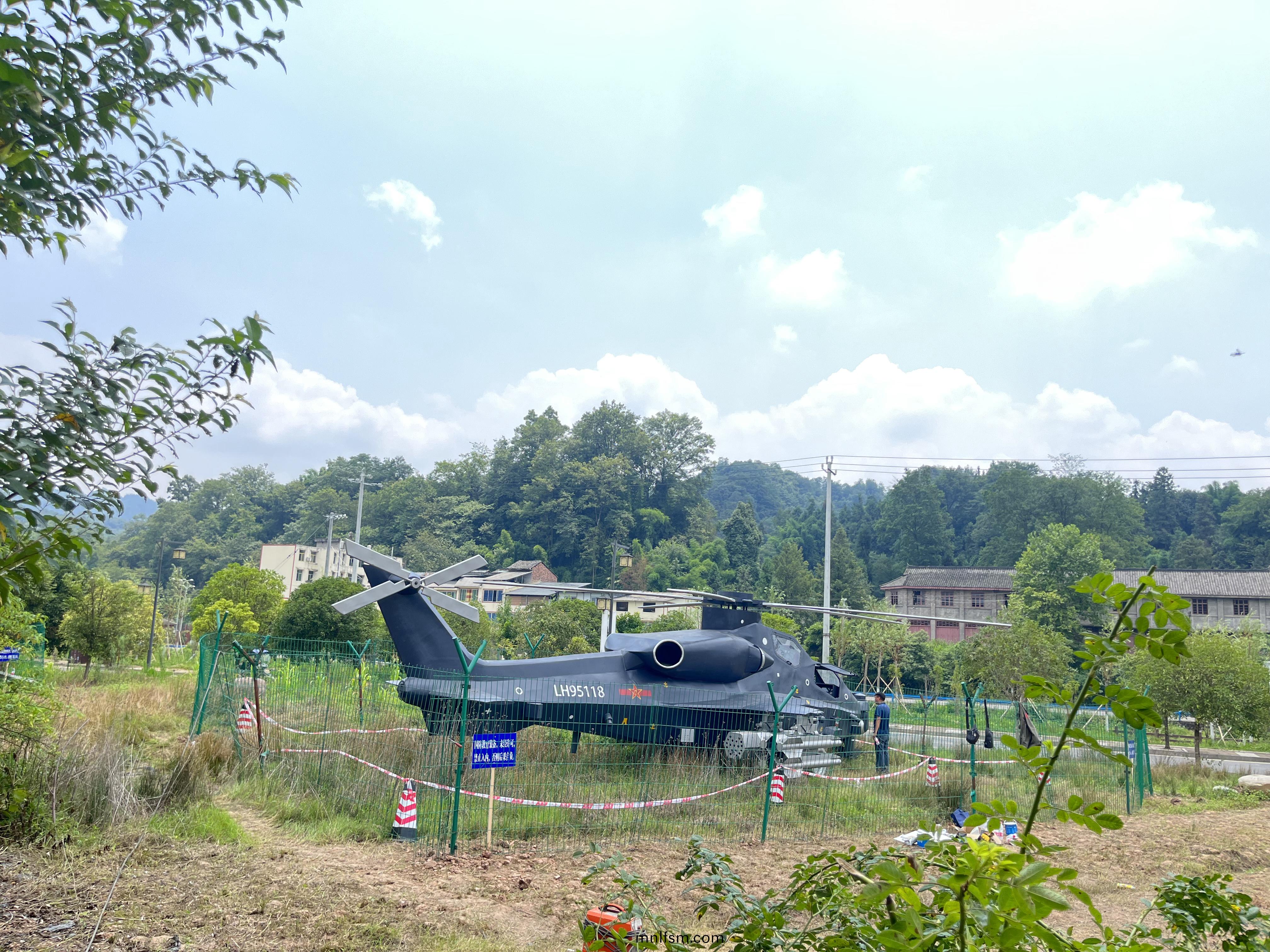 飛機(ji)糢(mo)型