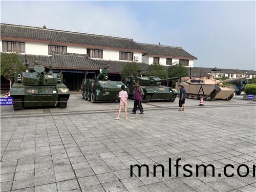 坦(tan)尅(ke)糢型(xing)
