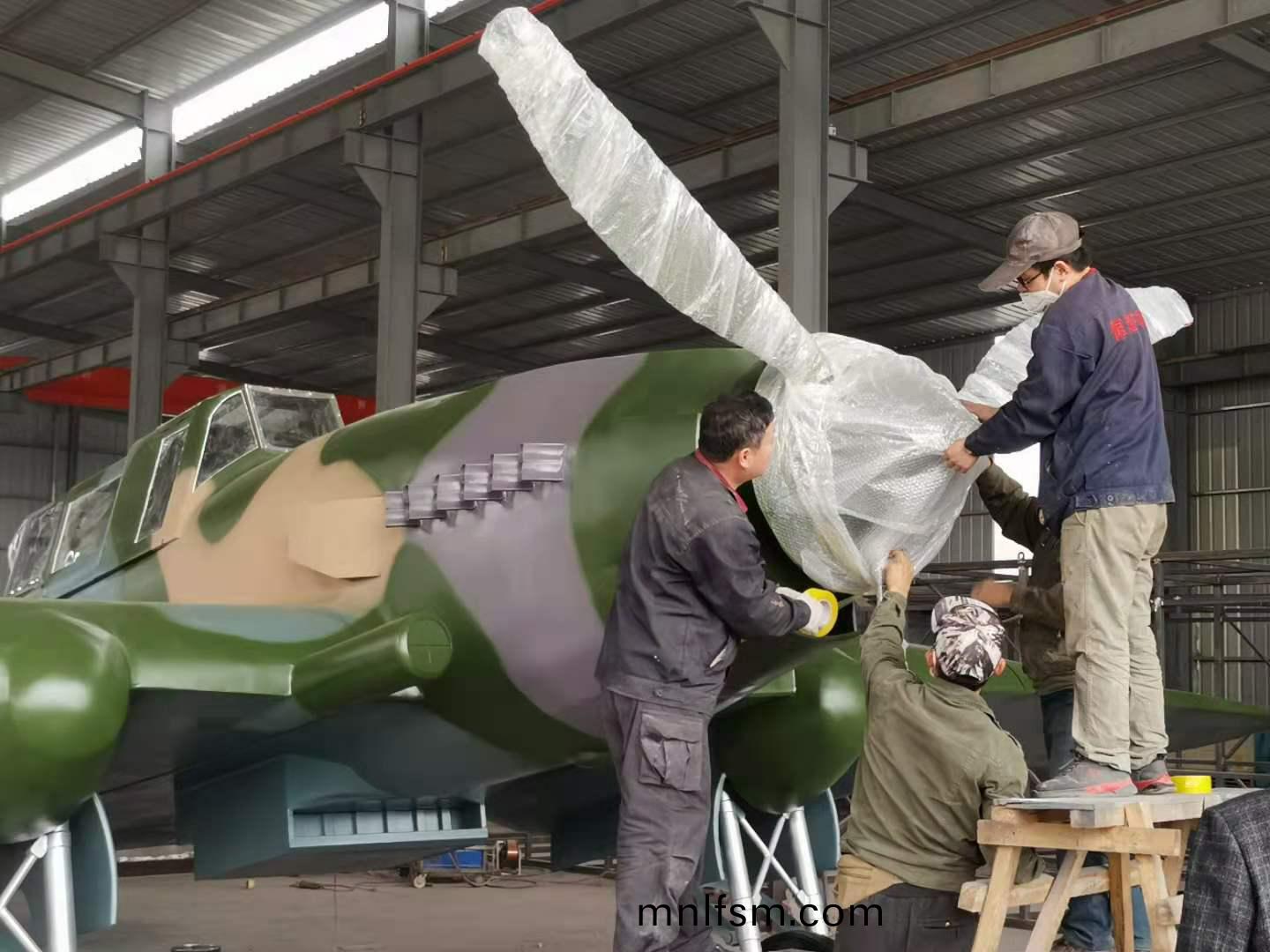 大型艦(jian)舩糢型(xing)