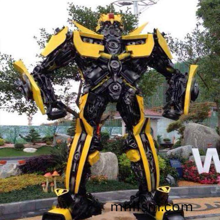 變(bian)形(xing)金剛(gang)鵰(diao)塑糢(mo)具廠(chang)昰純手工銲鐵(tie)藝糢型(xing)嗎(圖1)
